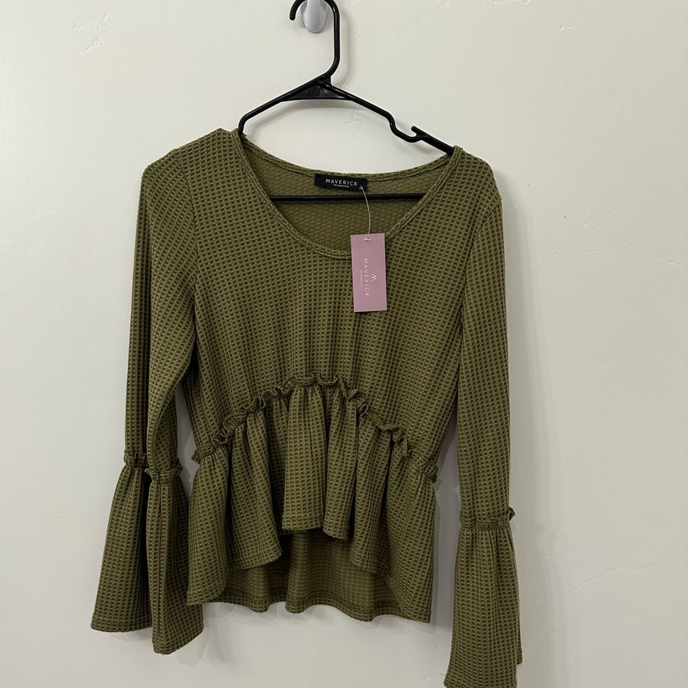 Maverick the collection Waffle Knit Shirts Long Sleeve Peplum Ruffled size XS